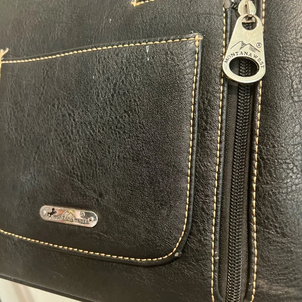 Montana‎ west bling skull purse/wallet